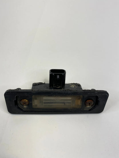 2006-2012 FORD FUSION REAR TRUNK LICENSE PLATE LIGHT LAMP ASSEMBLY 6E53-13543-AA