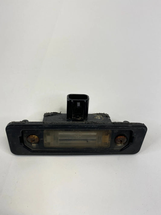 2006-2012 FORD FUSION REAR TRUNK LICENSE PLATE LIGHT LAMP ASSEMBLY 6E53-13543-AA