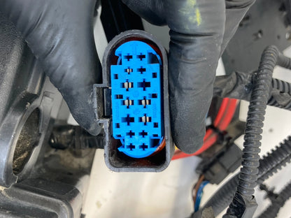 2012-2014 FORD FOCUS 2.0L FWD ENGINE FUSE BOX JUNCTION RELAY MODULE CV6T14K733AA