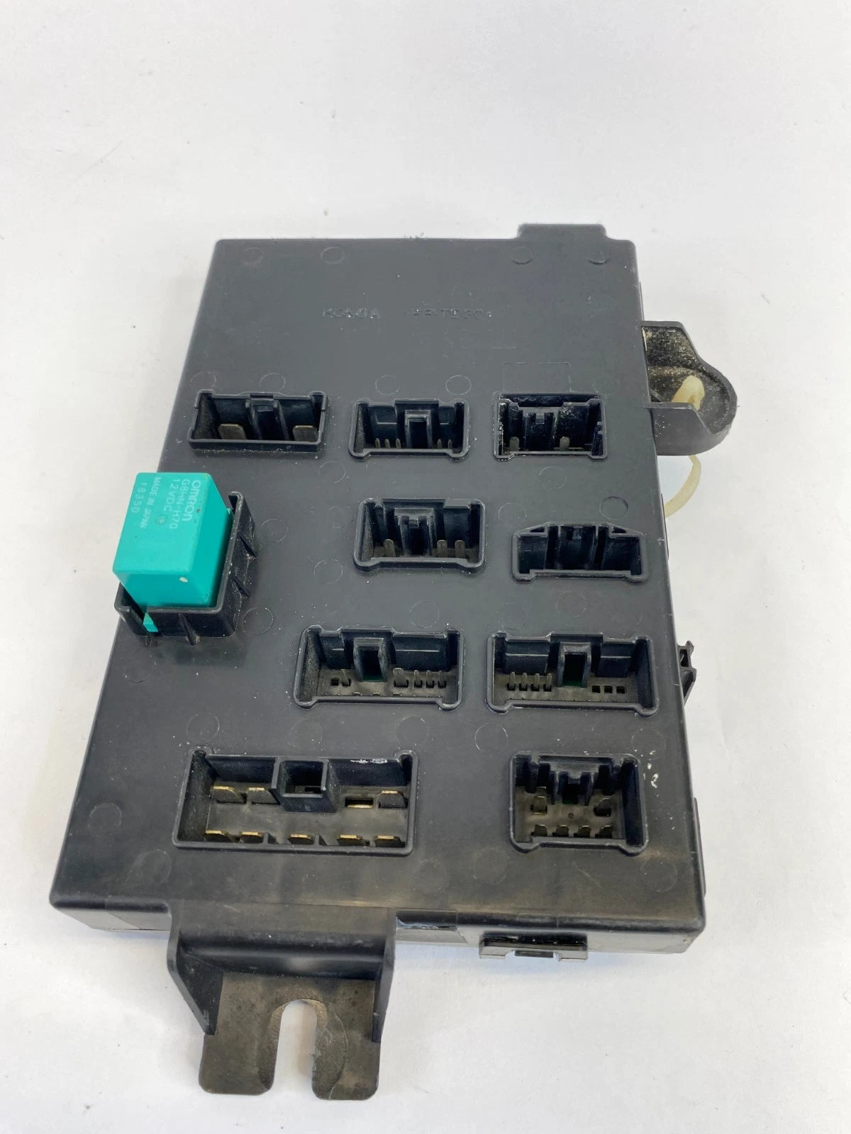 05-10 HONDA ODYSSEY 3.5L BODY FUSE RELAY BOX CONTROL MODULE BCM 3822ASHJA000 OEM