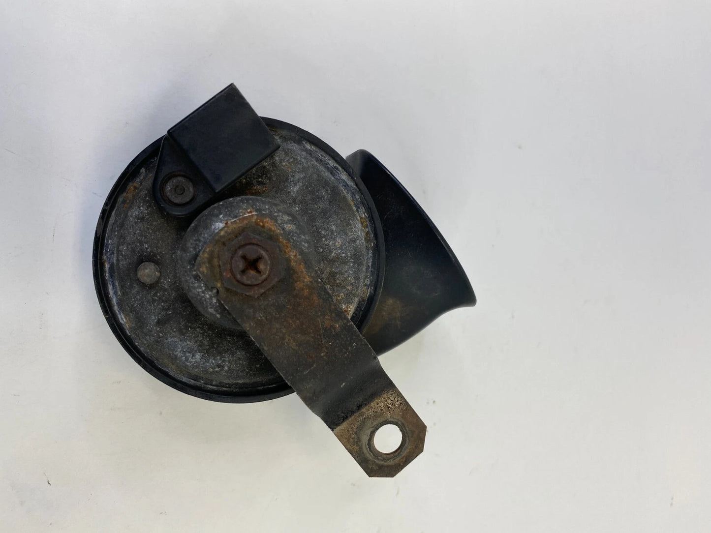 1998-2001 LEXUS GS300 LOW TONE NOTE SIGNAL HORN ALARM SIREN OEM