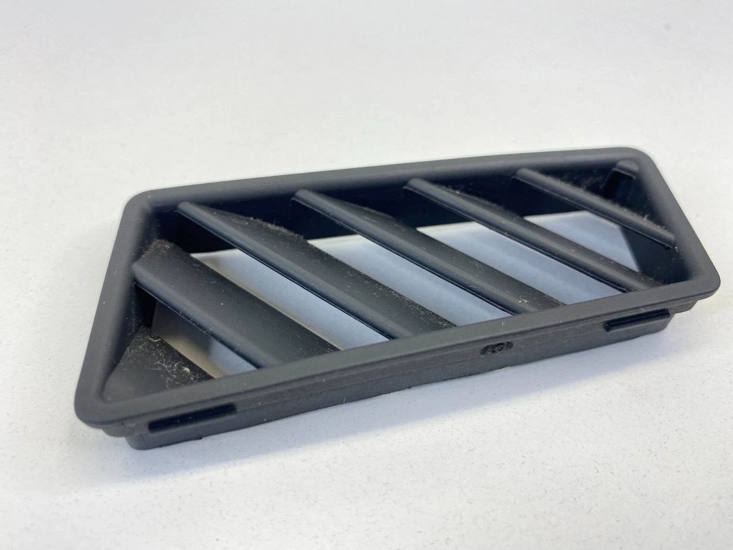 2002-2008 AUDI A4 QUATTRO S4 DASH RIGHT AC AIR VENT DEFROSTER GRILLE 8E0-819-794
