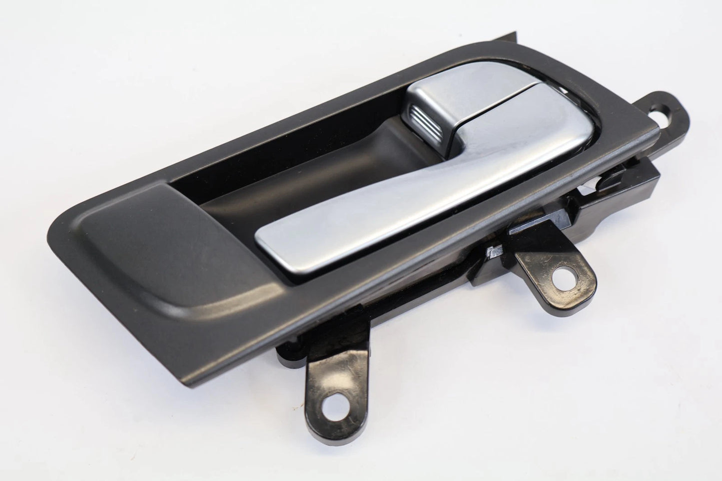 2014-2016 KIA OPTIMA FRONT RIGHT SIDE INNER DOOR HANDLE W/ BEZEL 2469953CRP OEM