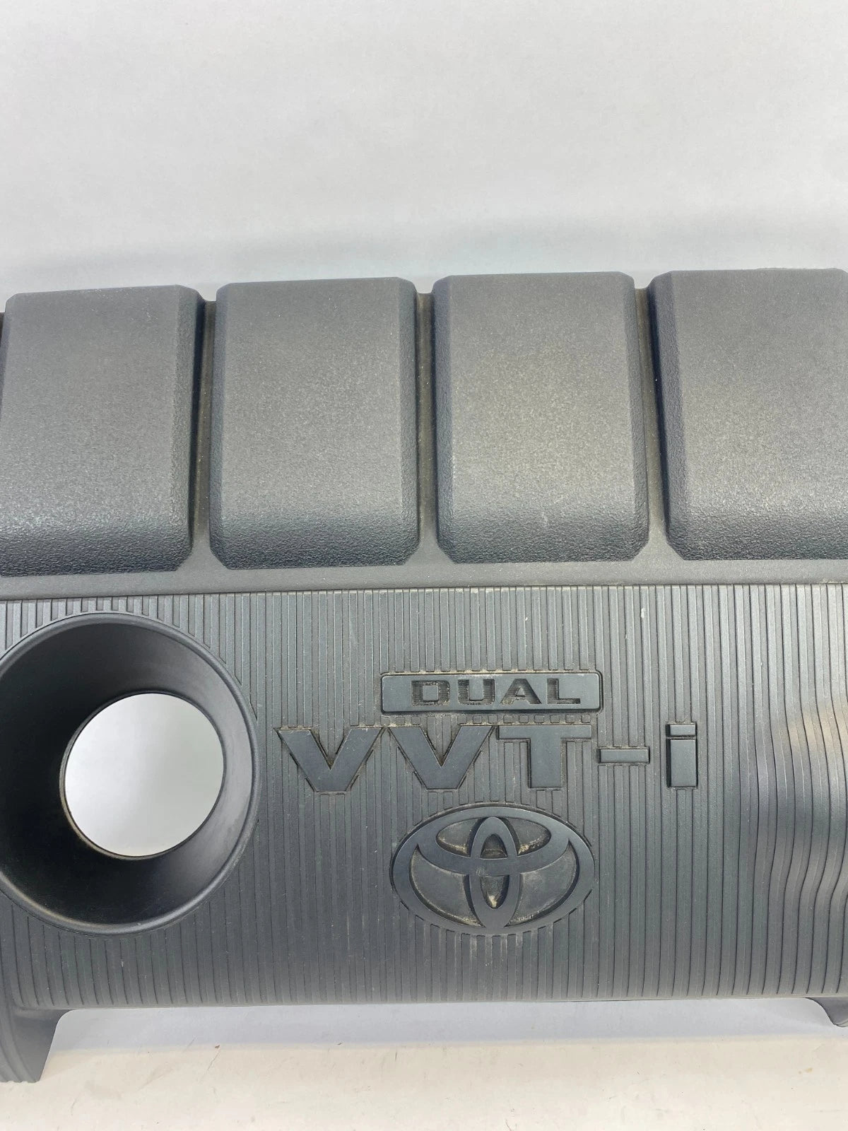 2009-2015 TOYOTA VENZA 2.7L UPPER ENGINE MOTOR TOP COVER TRIM OEM 12601-0V010