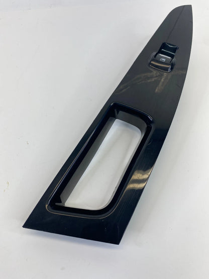 2013-2020 FORD FUSION REAR RIGHT SIDE DOOR WINDOW SWITCH W/ BEZEL DS73-14A567-B