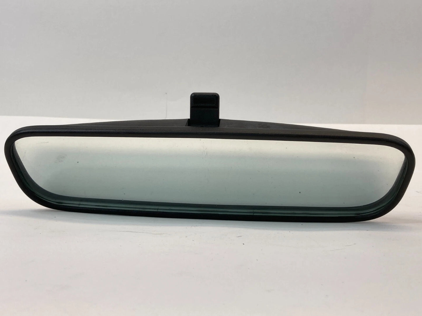 1996-2012 HYUNDAI ELANTRA SEDAN INNER REAR VIEW MIRROR ASSEMBLY OEM E13010082