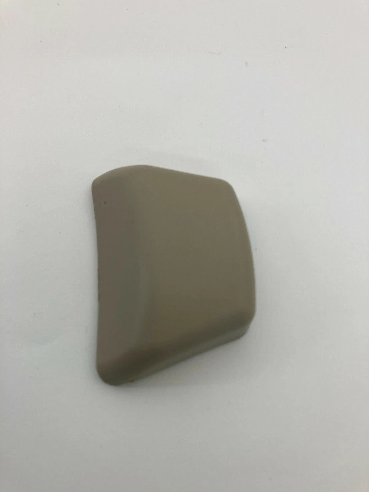 2000-2004 TOYOTA AVALON FRONT SEAT SIDE TRACK END COVER BEZEL 72123-AC020