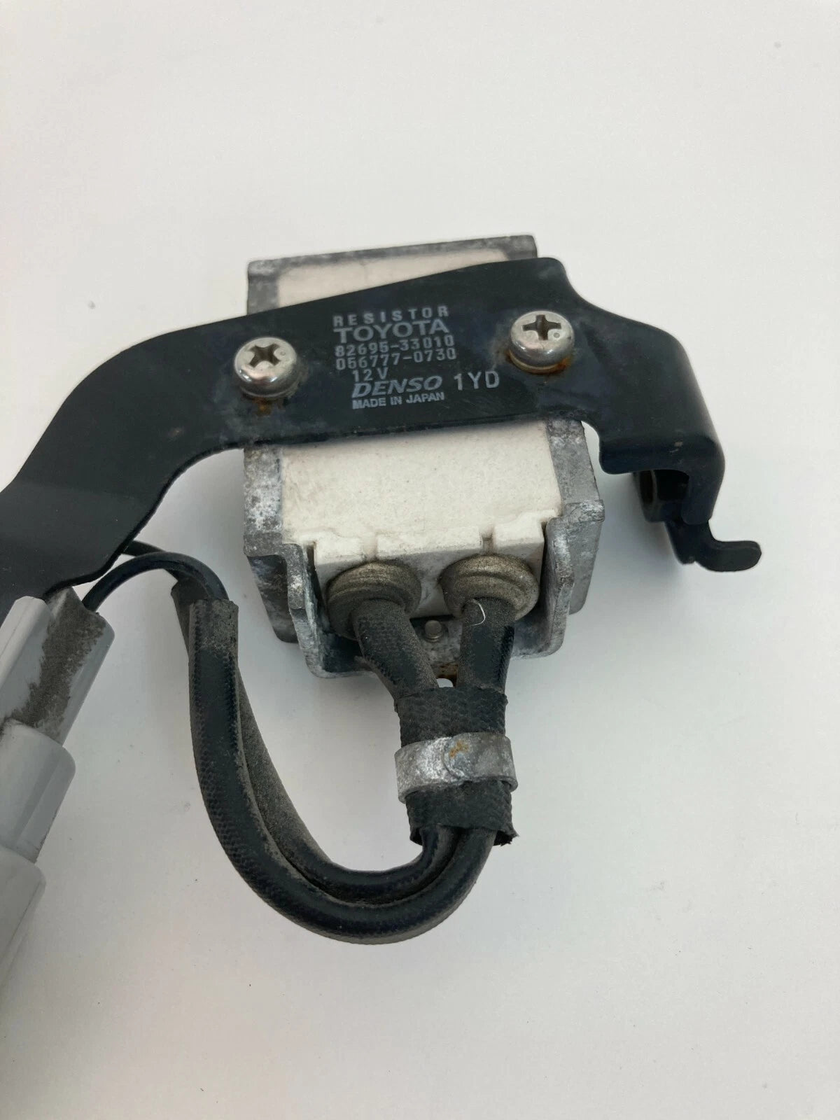 2002-2006 LEXUS ES300 ES330 RUNNING LIGHT RESISTOR CONTROL MODULE 82695-33010