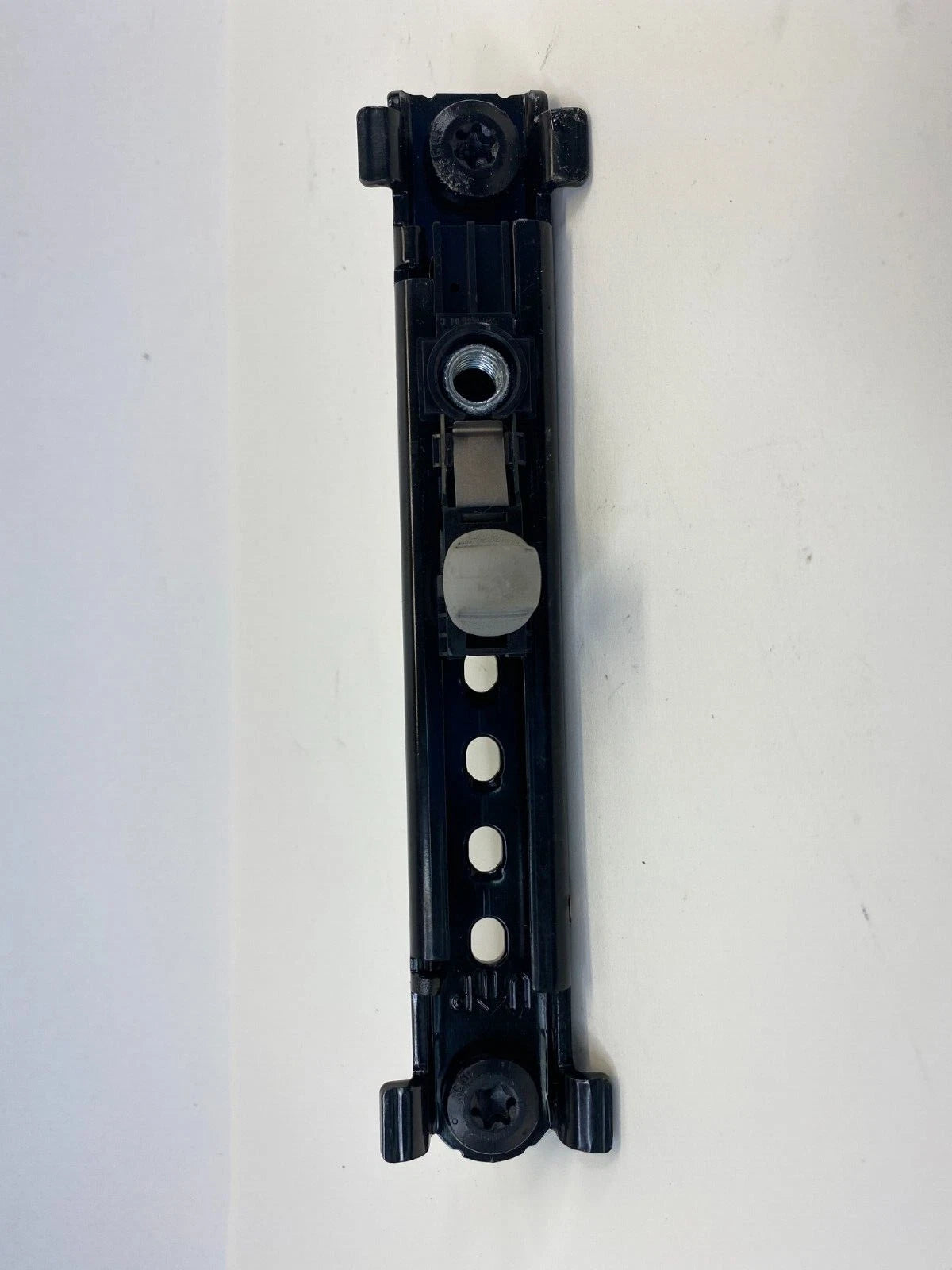 05-10 PONTIAC G6 SEDAN FRONT RIGHT SEAT BELT HEIGHT ADJUSTER 602742400B OEM
