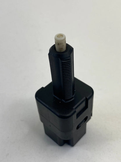 2003 2004 INFINITI G35 BRAKE PEDAL STOP LIGHT LAMP SENSOR SWITCH OEM