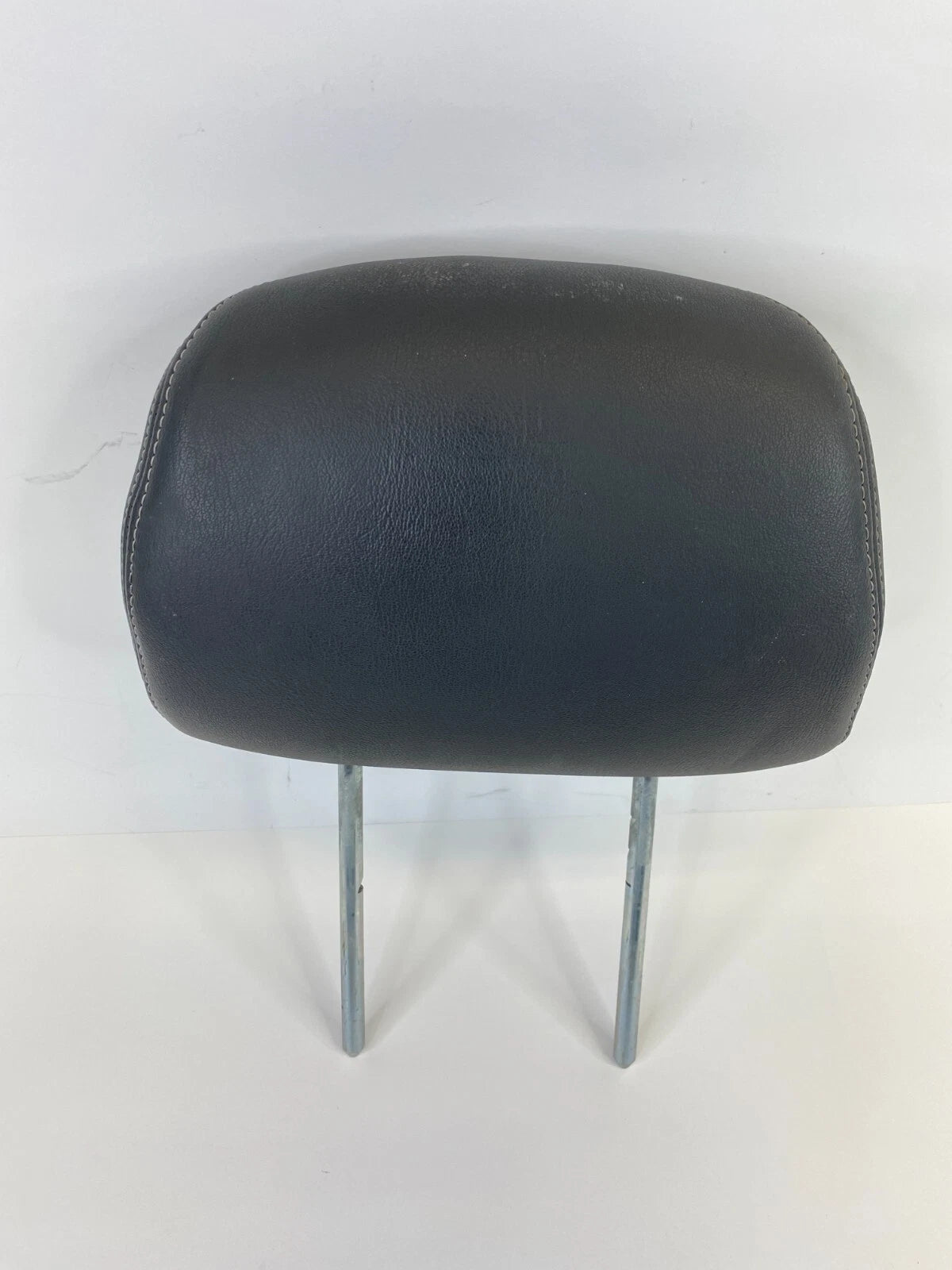 2002-2007 SATURN VUE FRONT LEFT DRIVER SIDE SEAT HEADREST HEAD REST OEM