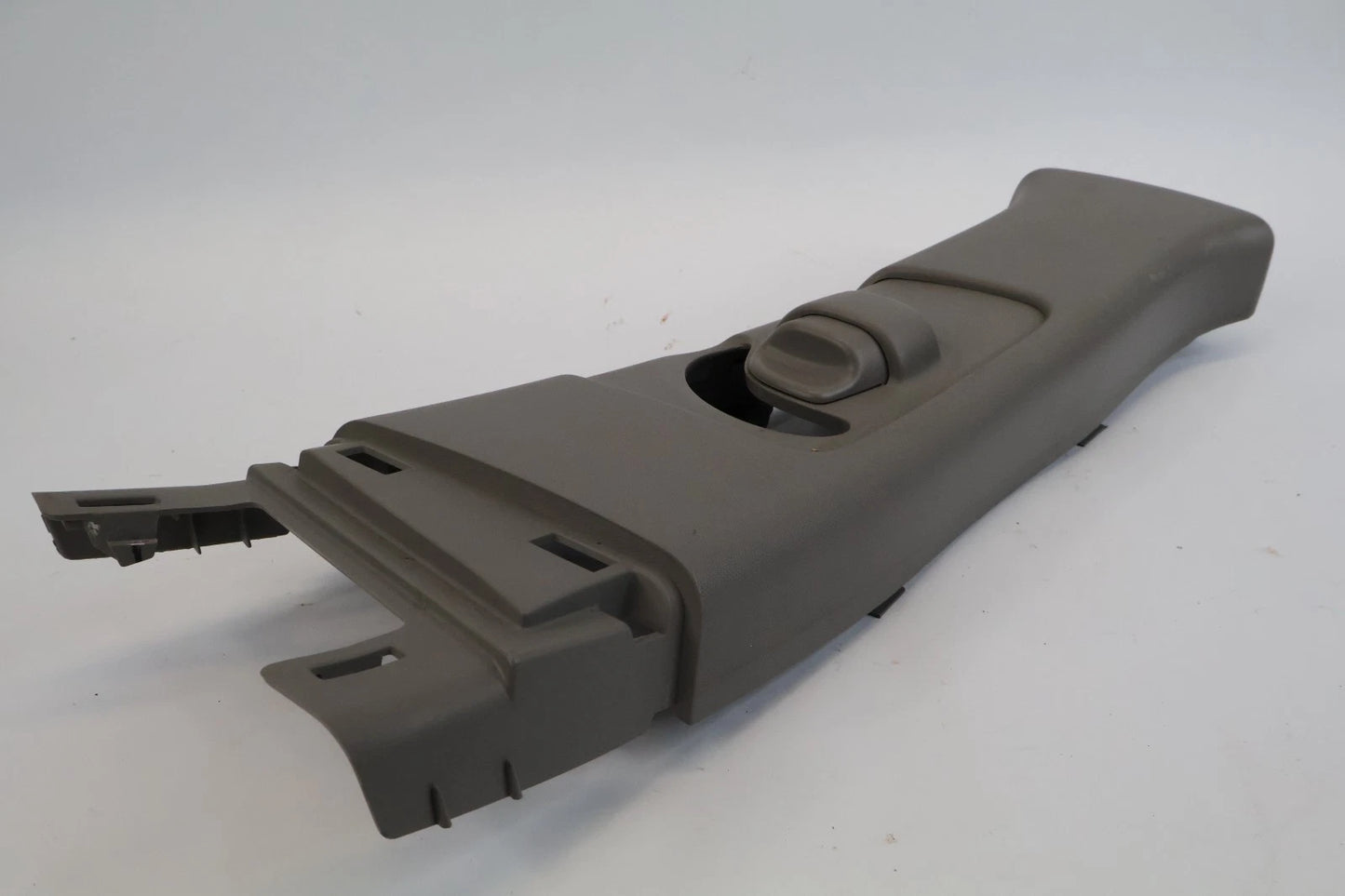 2008-2012 HONDA ACCORD RIGHT UPPER B PILLAR COVER TRIM W SEAT BELT ADJUSTER OEM