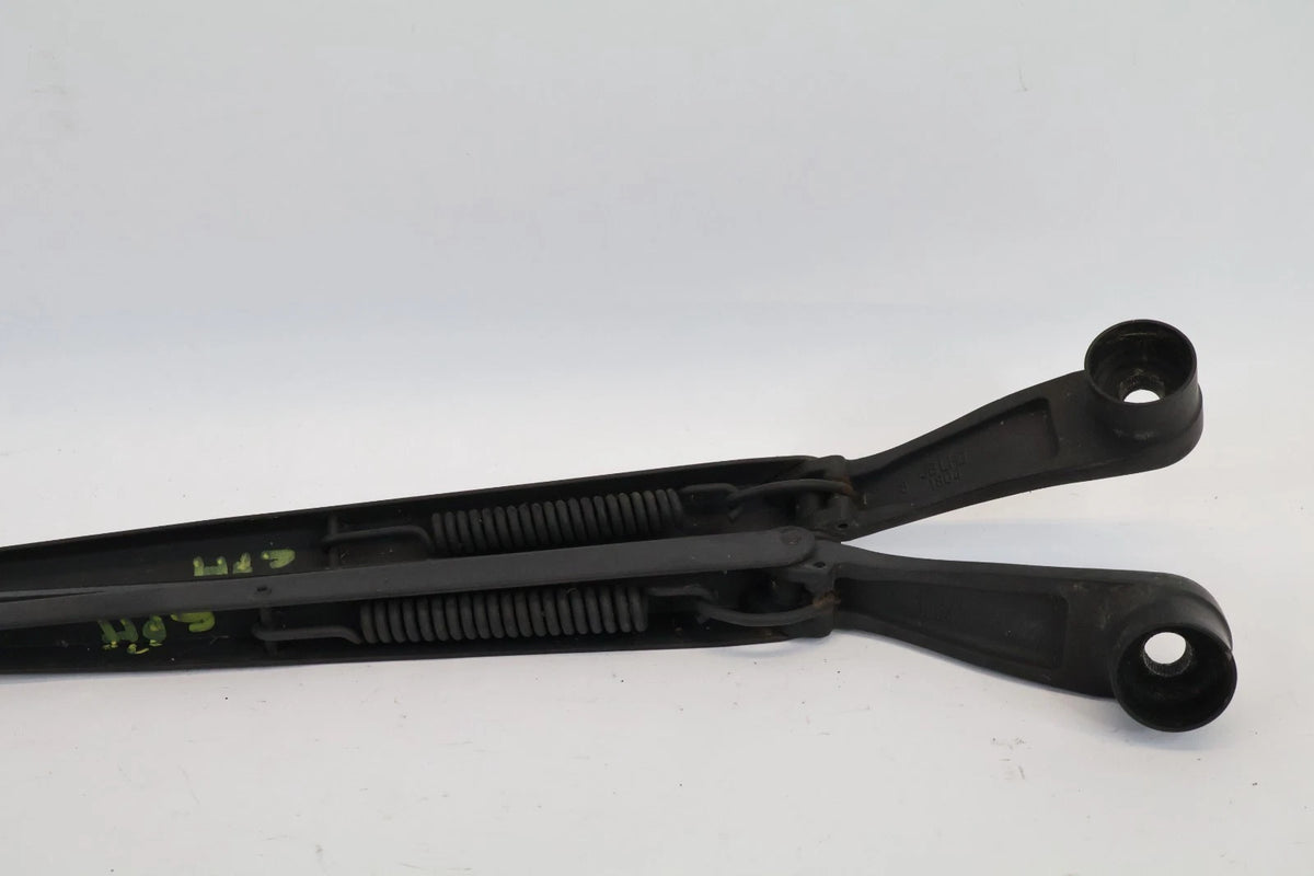 2006-2011 HYUNDAI ACCENT SEDAN FRONT WINDSHIELD WIPER ARMS PAIR SET RH & LH OEM