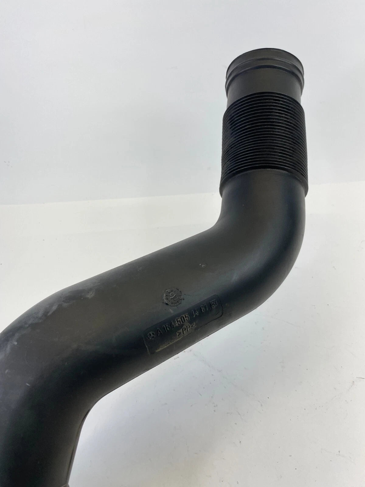 2006-2012 MERCEDES-BENZ ML350 RIGHT AIR INTAKE DUCT TUBE HOSE OEM A1645051461