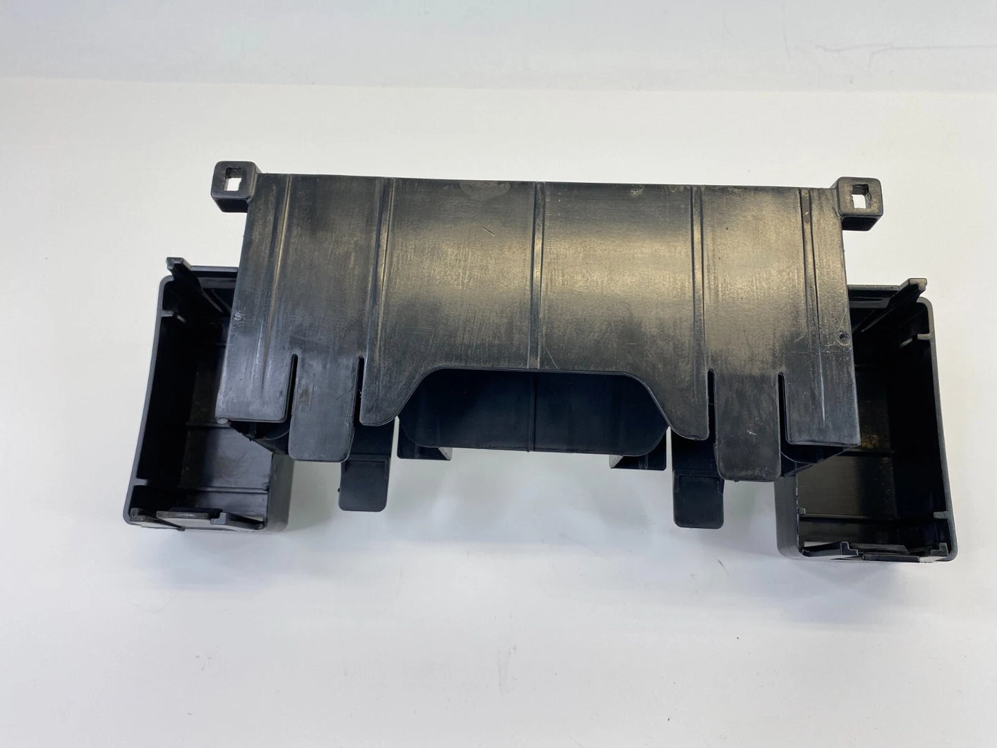 03-05 LAND ROVER RANGE ROVER 4.4L ENGINE CONTROL MODULE HOLDER BRACKET YWU000031