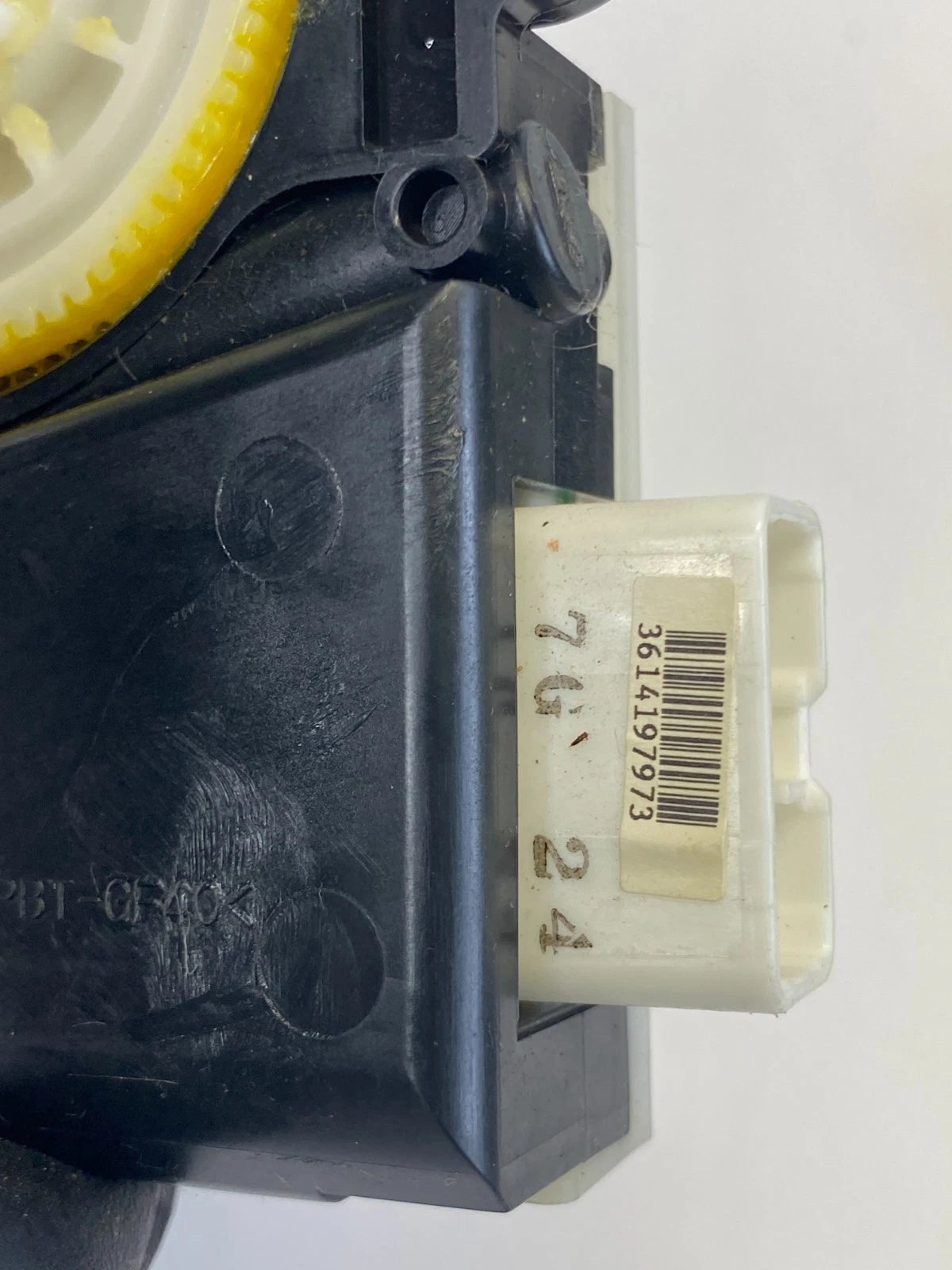2006-2012 TOYOTA RAV4 SUNROOF MOON ROOF POWER MOTOR DRIVE ASSEMBLY 63260-42090