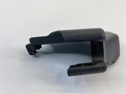 2009-2013 TOYOTA MATRIX RIGHT INNER SEAT TRACK END COVER TRIM CAP 72157-02120