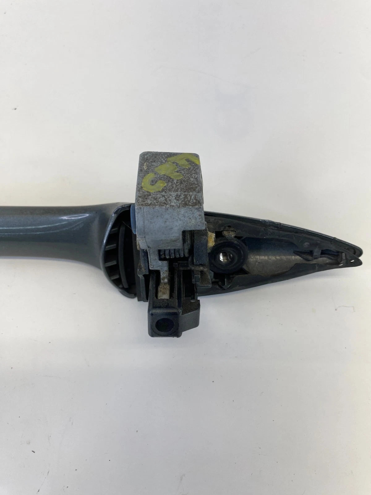 05-10 HONDA ODYSSEY FRONT RIGHT PASSENGER SIDE EXTERIOR OUTER DOOR HANDLE OEM