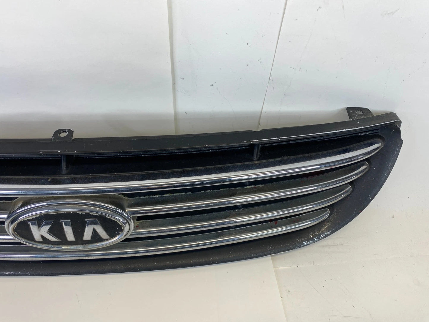 06 07 08 KIA OPTIMA FR BUMPER UPPER GRILL GRILLE CHROME W EMBLEM 86350-2G100 OEM
