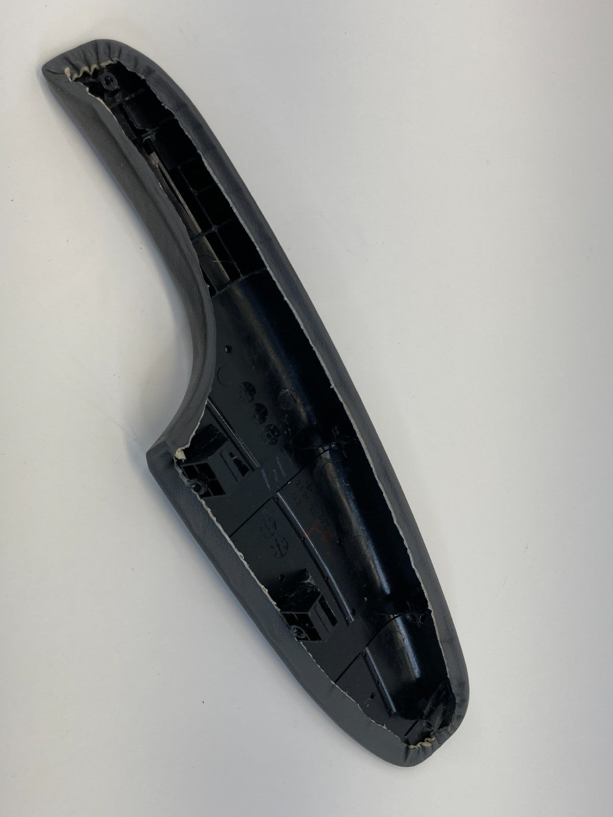 11-14 Hyundai Sonata Front Right Side Interior Door Armrest Panel D14123S050 OEM