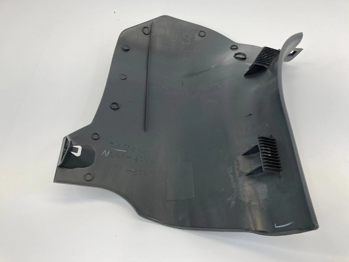 2004-2009 TOYOTA PRIUS FRONT RIGHT SIDE LOWER KICK PANEL TRIM 62111-47030 OEM