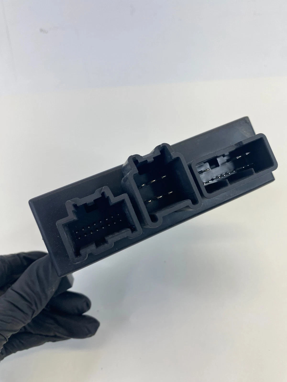 09-17 Buick Enclave 3.6L Rear Power Liftgate Tailgate Control Module 20935205