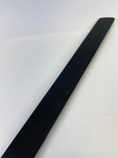 10-15 TOYOTA PRIUS FRONT RIGHT SIDE DOOR SCUFF PLATE STEP TRIM PANEL 67911-47030