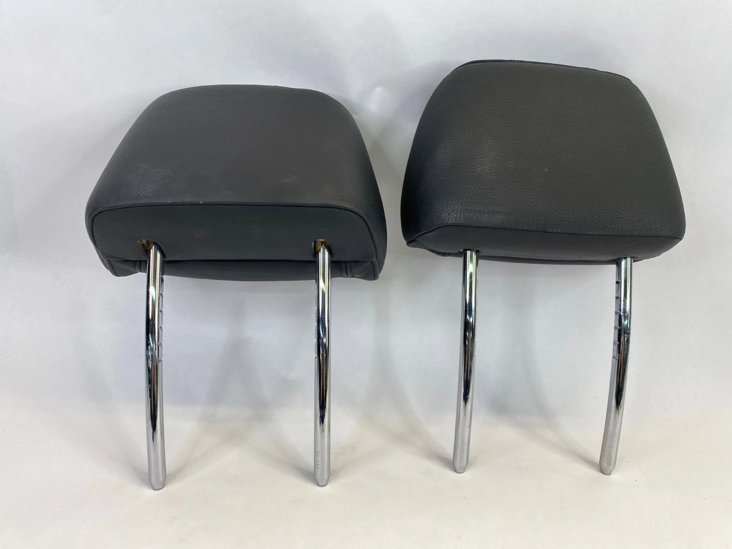 2008 BMW 335XI 07-09 335I COUPE FRONT LEFT & RIGHT SEAT HEADREST SET LEATHER OEM