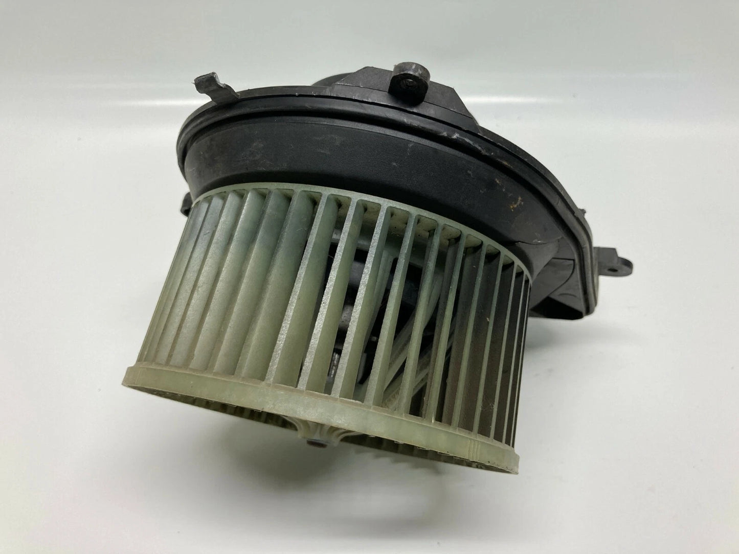 97 98 99 00 01 02 AUDI A4 A4 QUATTRO S4 AC A/C HEATER BLOWER MOTOR 8D1820021 OEM