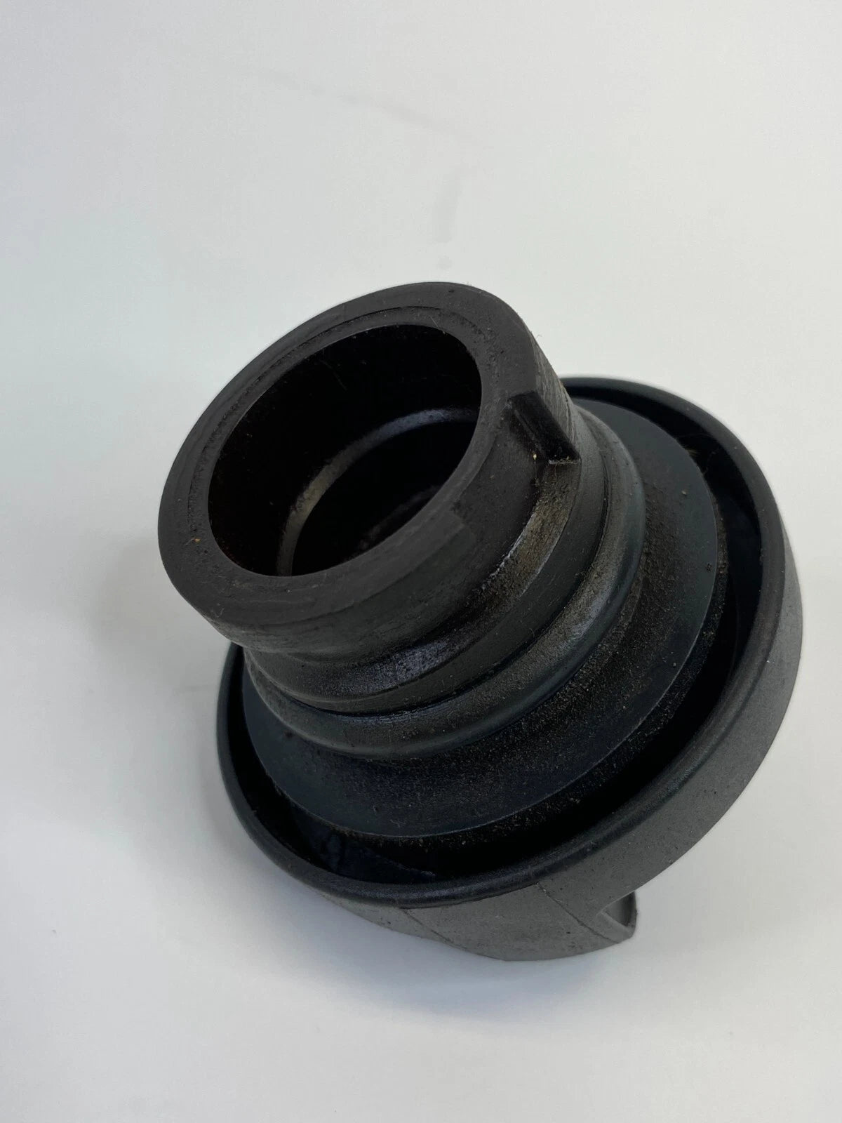 2006-2011 CADILLAC SRX 3.6L AT ENGINE OIL FILLER CAP LID TOP COVER SAE 5W-30 OEM