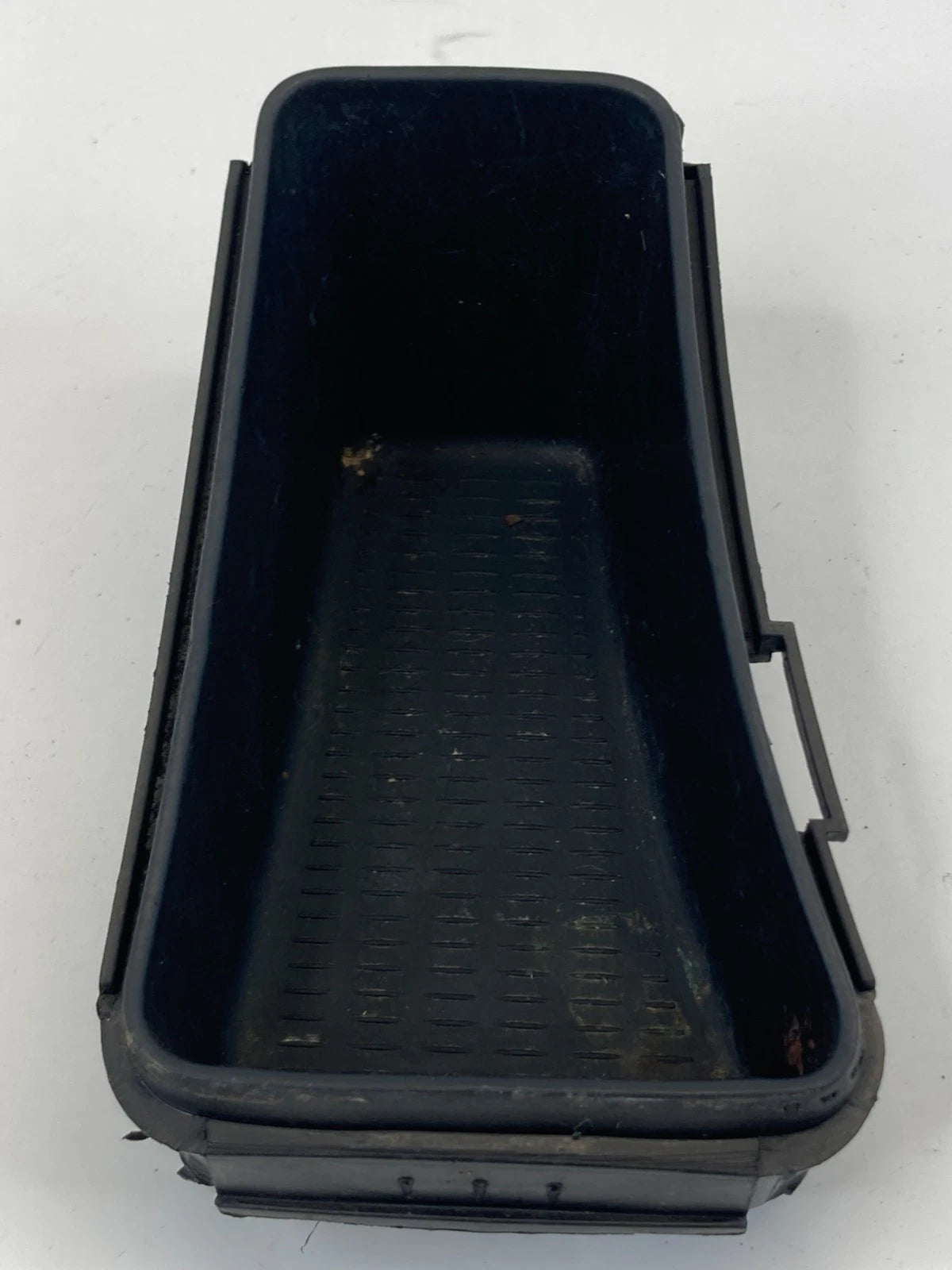 2007 2008 BMW 328XI FRONT CENTER CONSOLE COMPARTMENT BOX TRAY POCKET 7-118-034