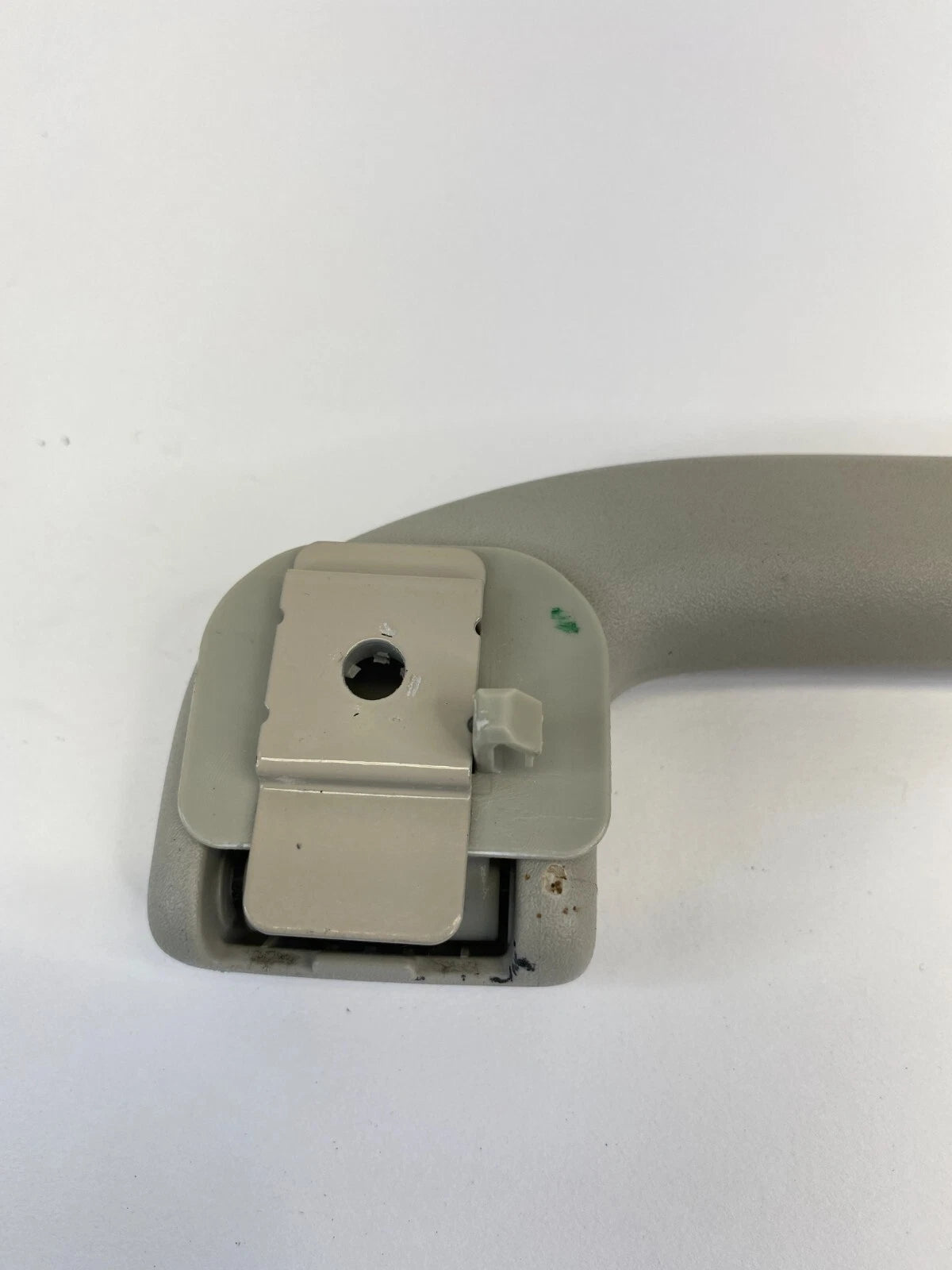 2008-2013 NISSAN ROGUE FRONT RIGHT PASSENGER SIDE ROOF INNER GRAB ASSIST HANDLE