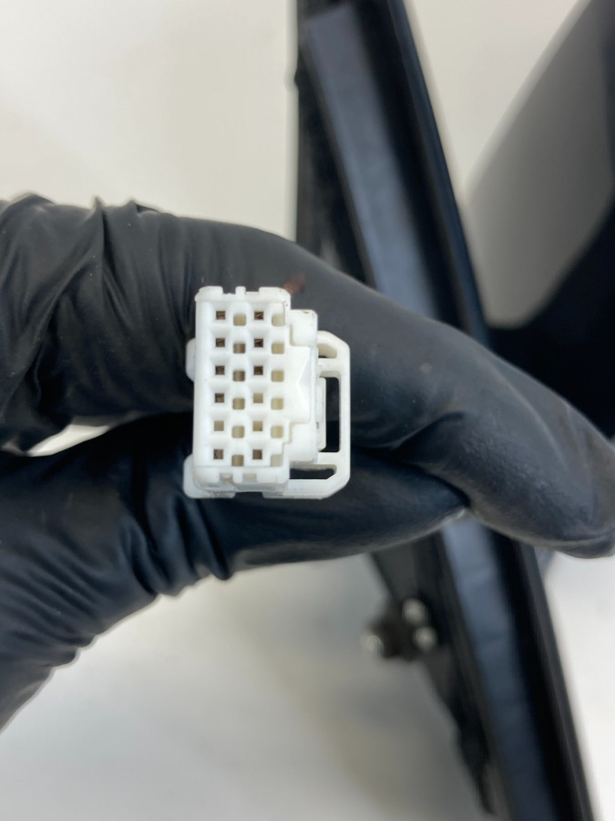 2009-2013 Infiniti G37 Sedan Front Left Driver Side View Power Mirror OEM