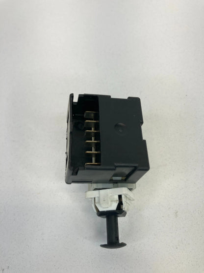 2005 06 07 08 09 2010 JEEP GRAND CHEROKEE BRAKE LIGHT STOP LAMP SWITCH