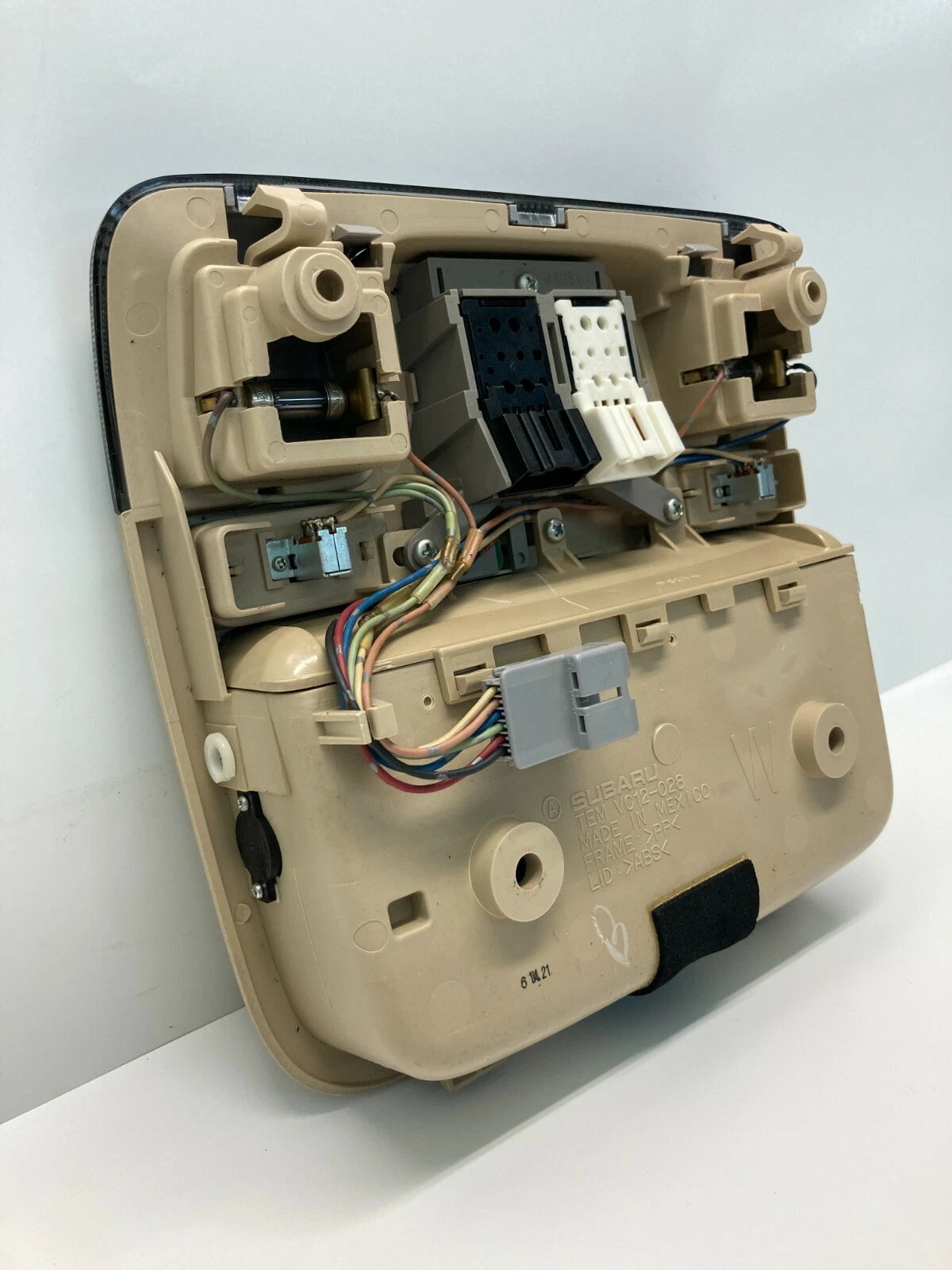 2006 2007 SUBARU B9 TRIBECA OVERHEAD CONSOLE DOME MAP LIGHT SUNROOF SWITCH OEM