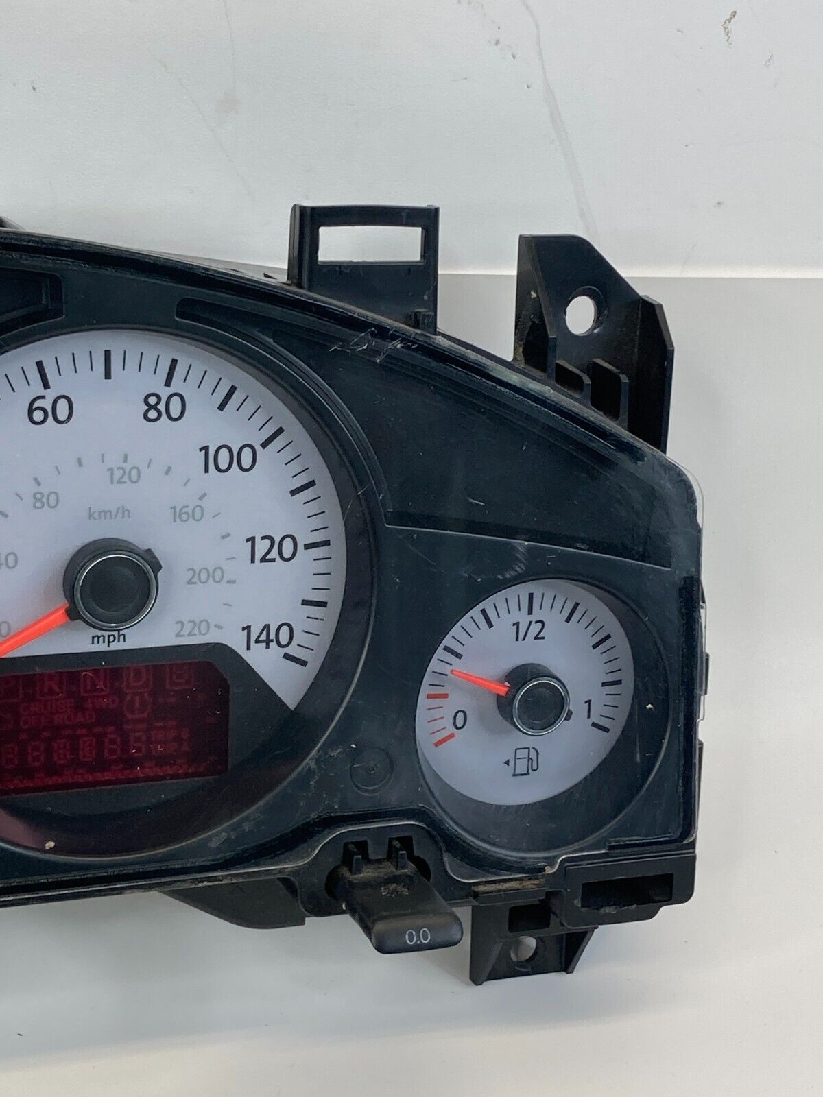 2010 Volkswagen Routan Dash Instrument Cluster Speedometer Gauges 166K Miles OEM