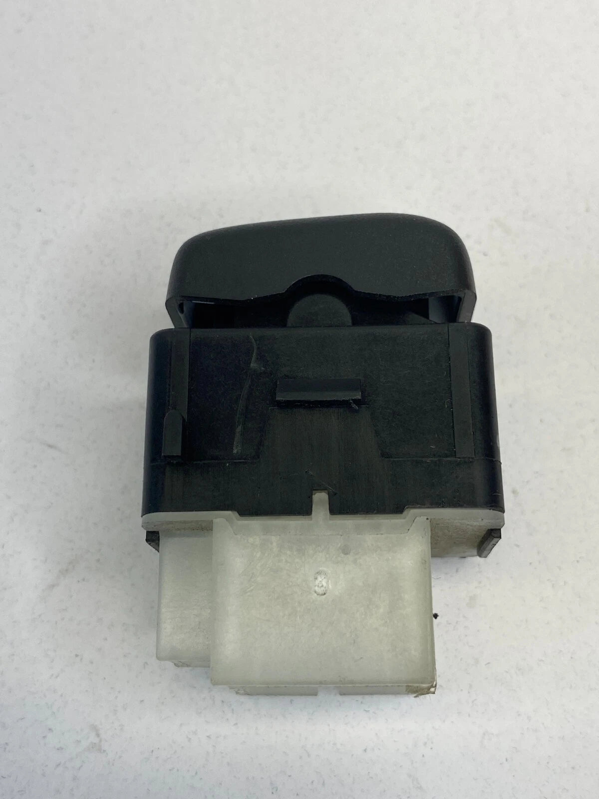 2005 06 07 08 2009 SAAB 9-7X SUN ROOF SUNROOF MOONROOF CONTROL SWITCH BUTTON OEM