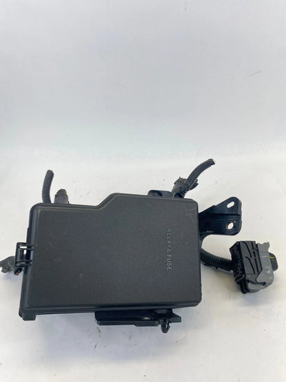 2009-2015 TOYOTA VENZA FRONT ENGINE COMPARTMENT FUSE BOX OEM FACTORY 82720-0T020