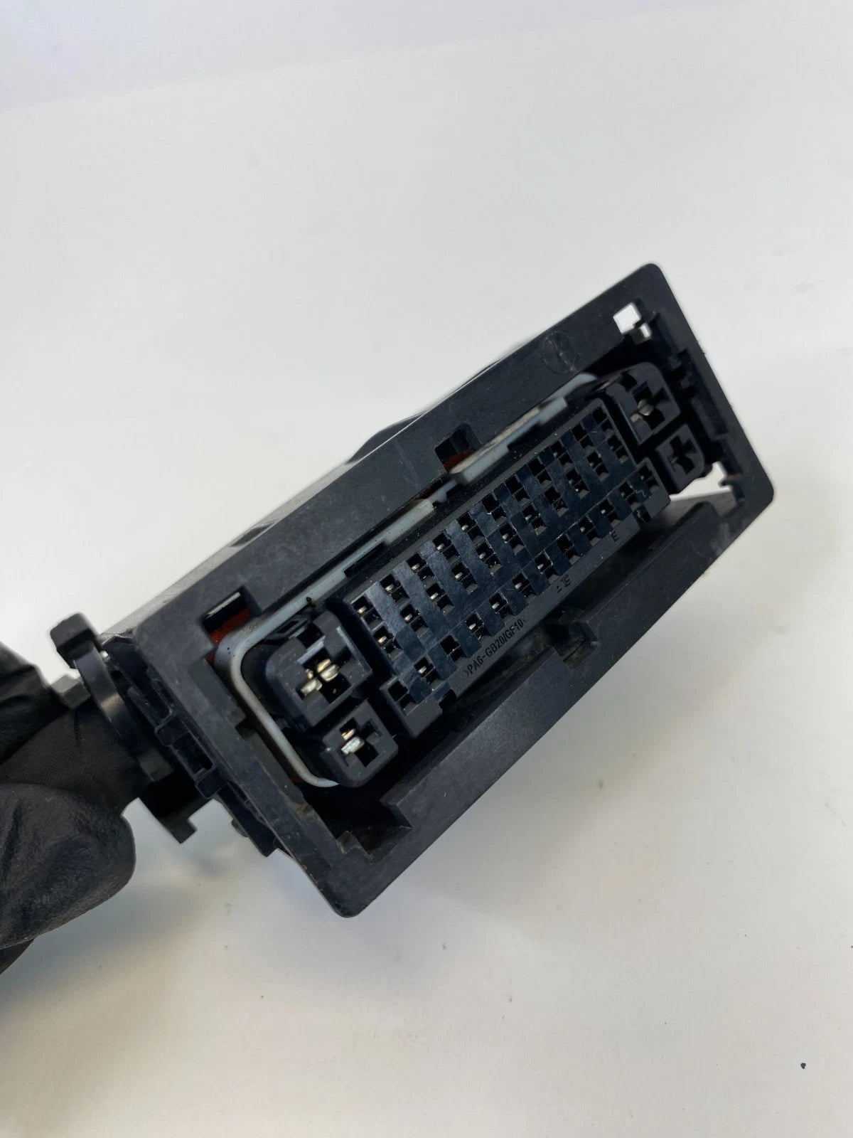 2013 2014 HYUNDAI ACCENT 1.6L AT FWD ABS PUMP ANTI LOCK BRAKE PLUG CONNECTOR