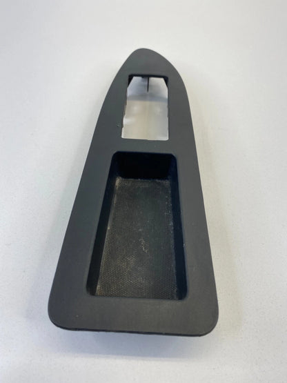 08-10 DODGE CHARGER FRONT RIGHT WINDOW SWITCH COVER BEZEL TRIM 100010656 OEM