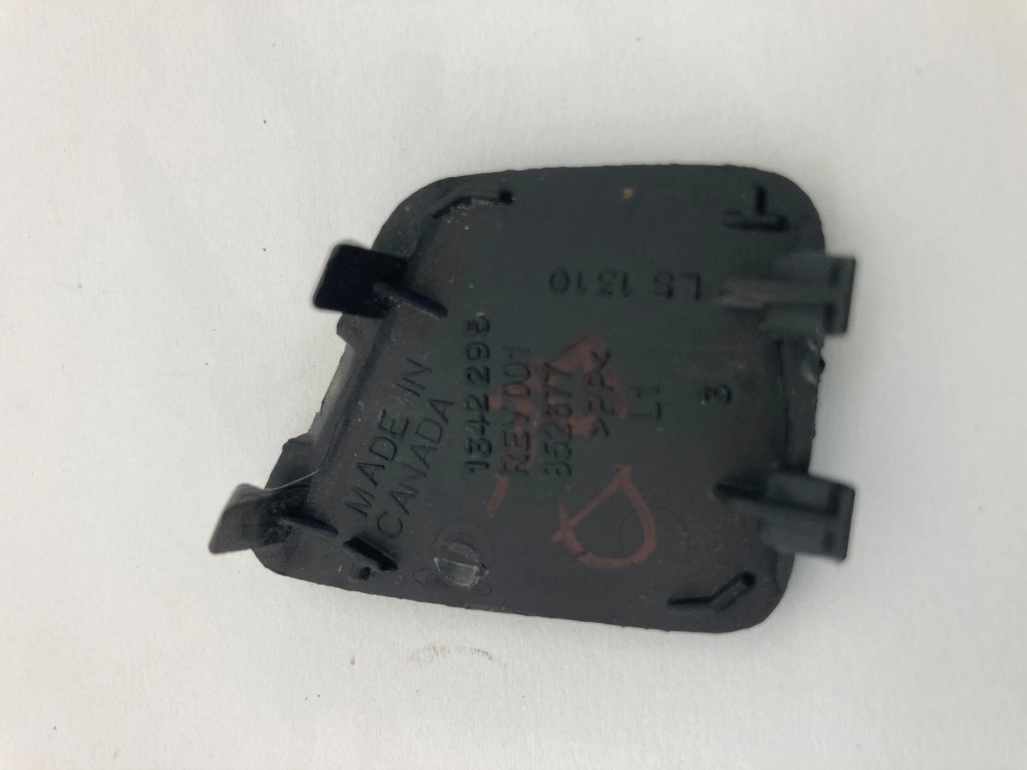2006-2011 CHEVROLET IMPALA REAR LEFT INNER DOOR PANEL SCREW COVER CAP 1342295