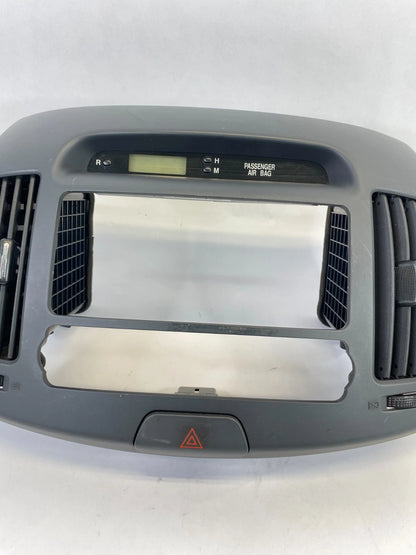07-10 HYUNDAI ELANTRA DASH RADIO BEZEL AC AIR VENT TRIM W/ DIGITAL CLOCK OEM