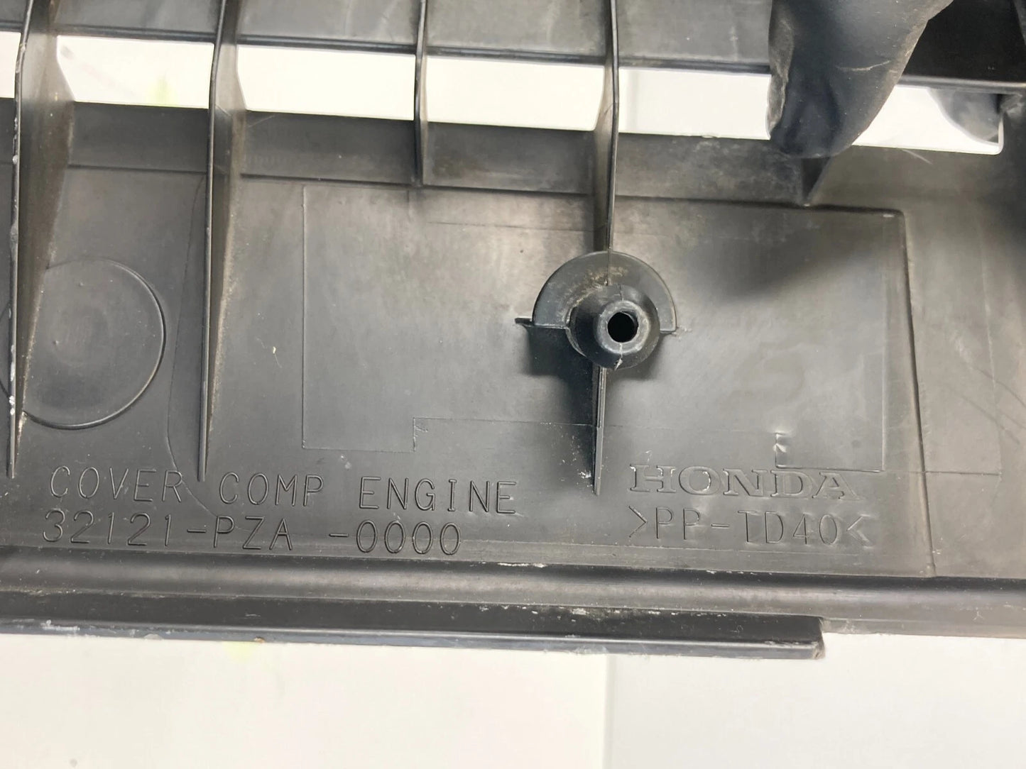 2003-2005 HONDA CIVIC 1.3L HYBRID ENGINE COVER TOP CAP TRIM 32121-PZA-0000 OEM