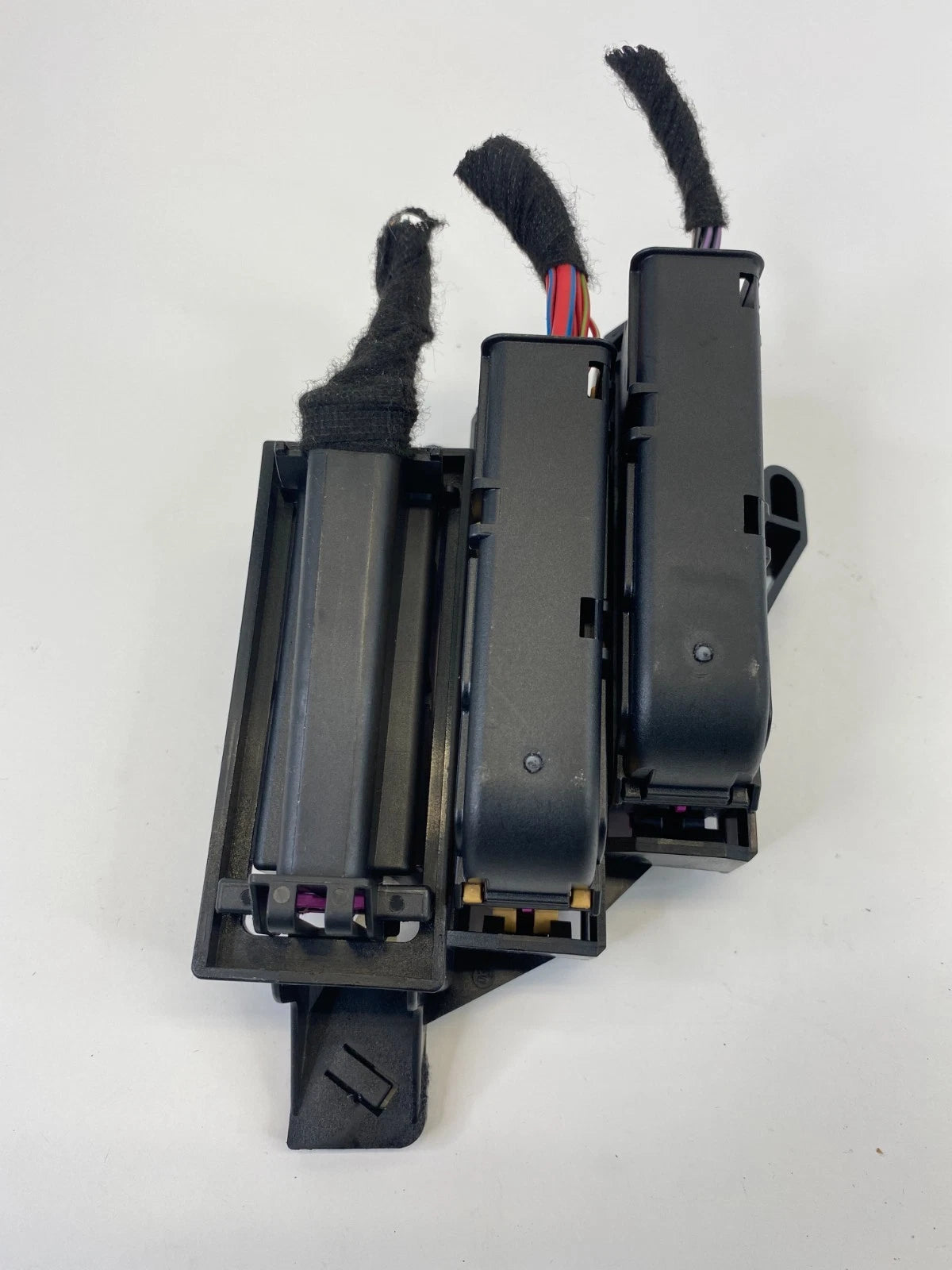 2009-2016 AUDI A4 2.0L INTERIOR DASH FUSE RELAY BOX CARRIER OEM 8K0937501