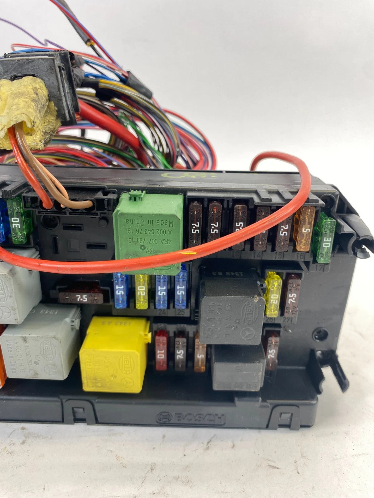 2010-2012 MERCEDES-BENZ GLK350 FRONT SAM MODULE FUSE BOX RELAY A212-900-59-12