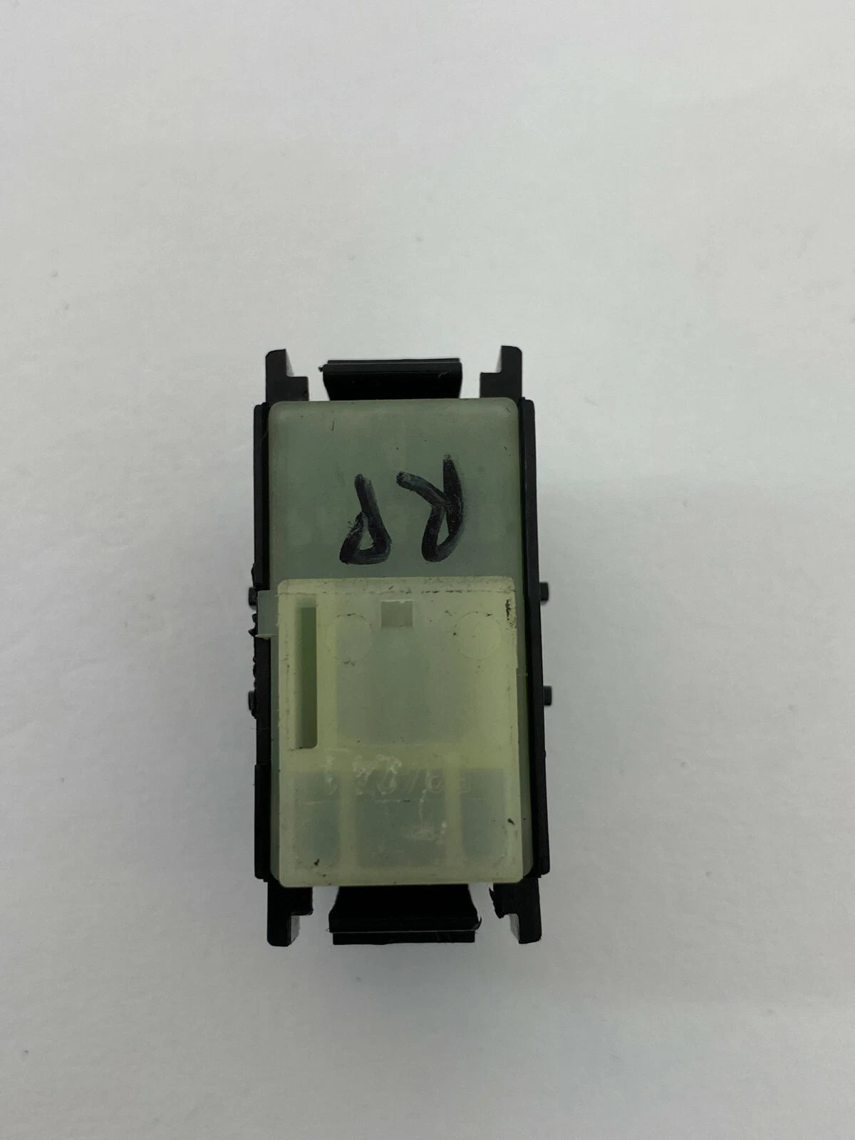 2000-2002 MERCEDES-BENZ S430 REAR RIGHT SIDE DOOR WINDOW SWITCH 2208201210 OEM
