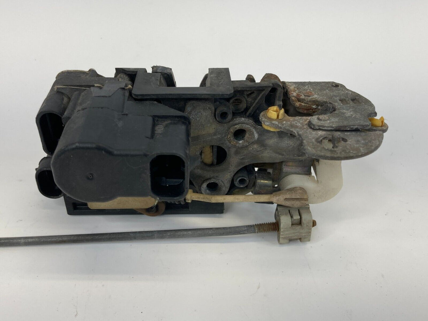 1999-2007 Chevy Silverado 1500 Front Right Door Lock Latch Actuator Release OEM