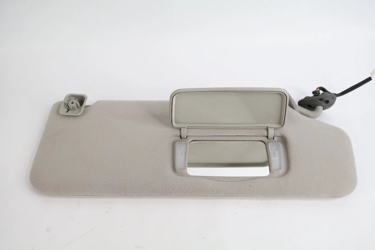 2011-2014 TOYOTA SIENNA ROOF FRONT RIGHT SIDE SUNVISOR SUN VISOR W/ MIRROR OEM