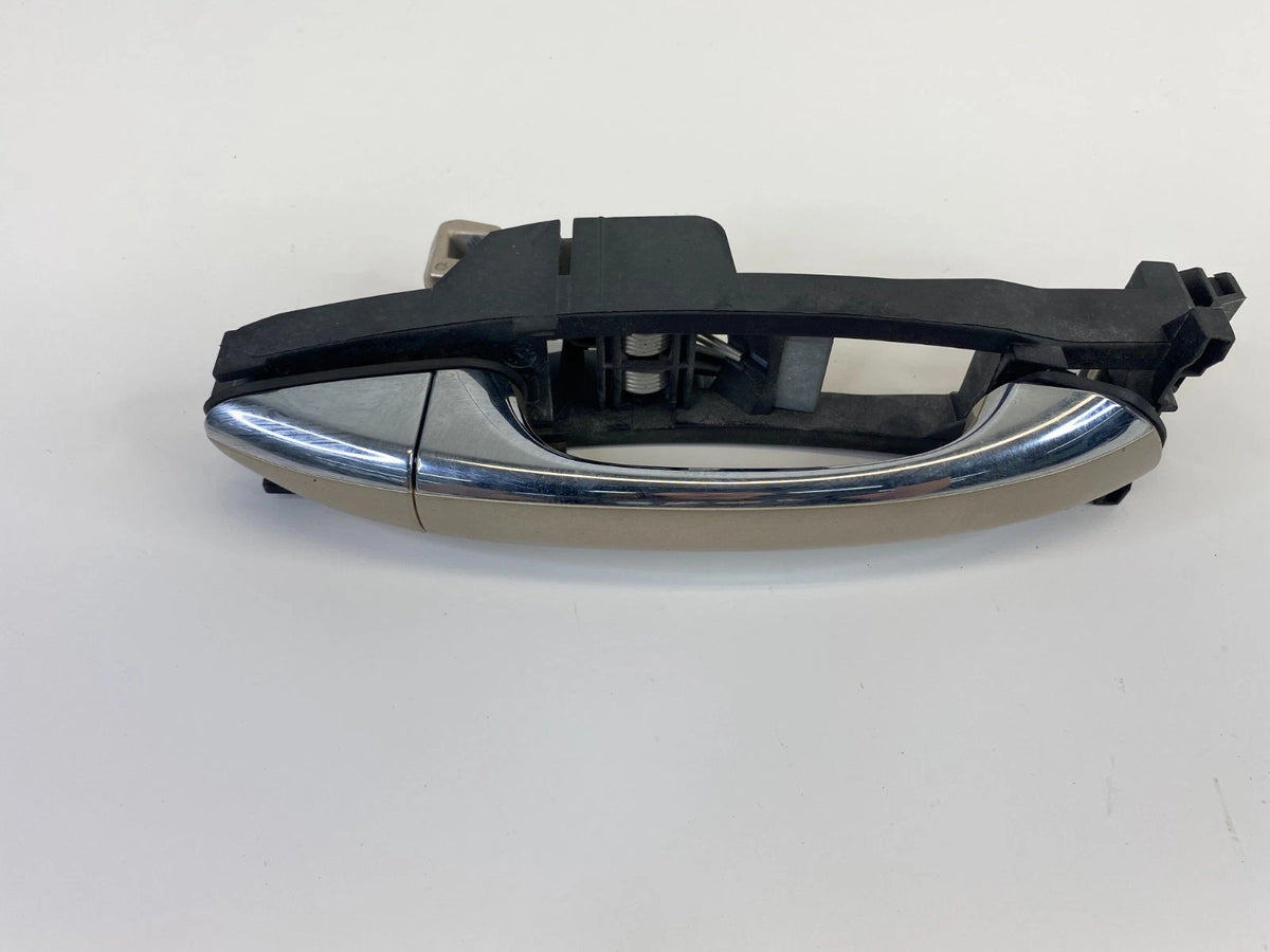 2003-2009 MERCEDES-BENZ E500 REAR RIGHT SIDE EXTERIOR OUTER DOOR HANDLE OEM