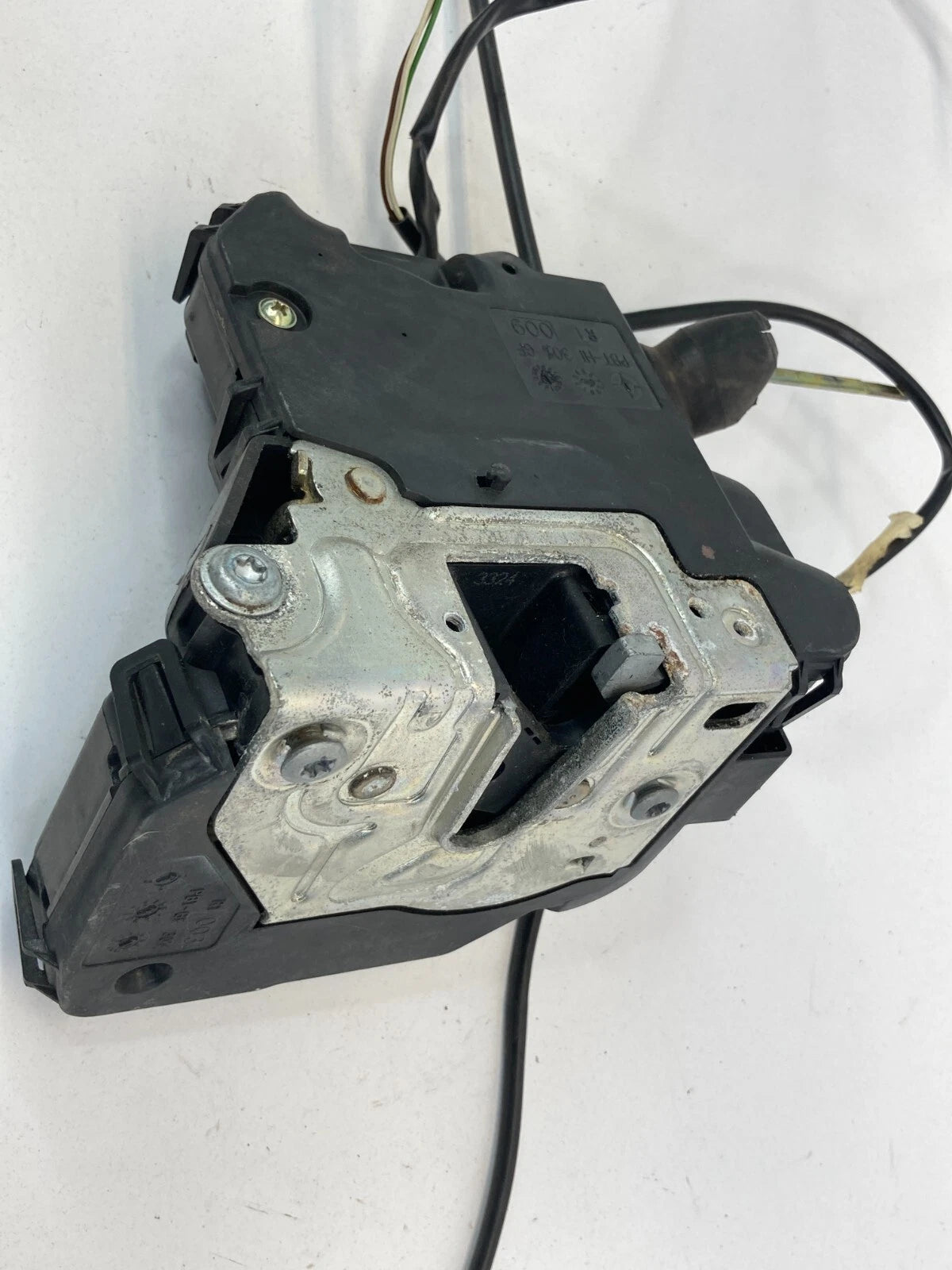 2001-2005 MERCEDES-BENZ C 320 FRONT RIGHT SIDE DOOR LOCK LATCH RELEASE ACTUATOR